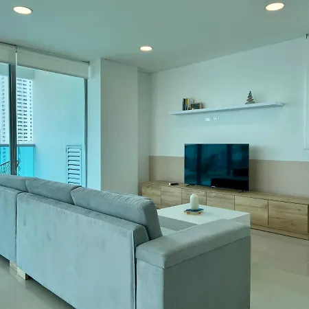 Lovely 2br In Sunny Cartagena